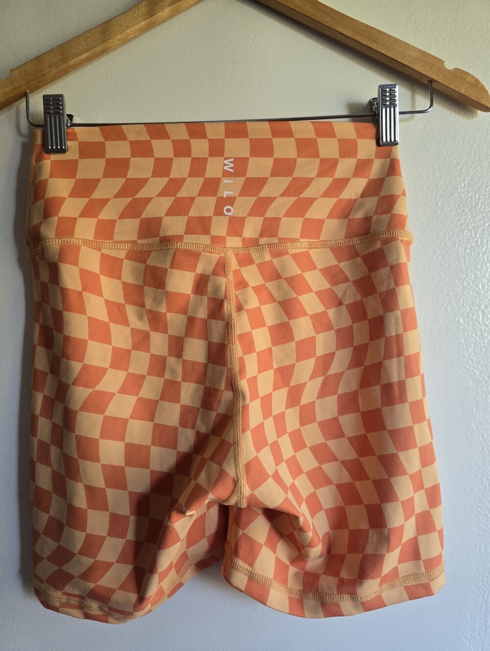 WILO The Label, Set w/High-Waist Bike Shorts And Bra Top, Orange Checker, Small - Picture 4 of 10